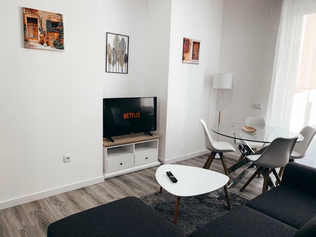Aparthotel Center 2*